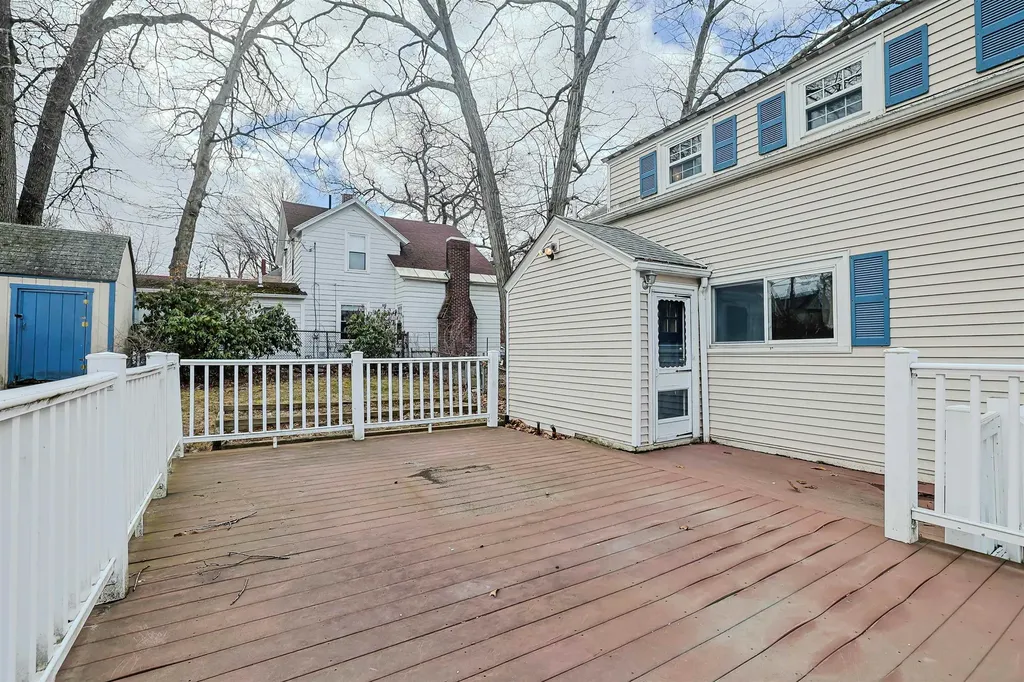 861 Beech Street Manchester NH 03104