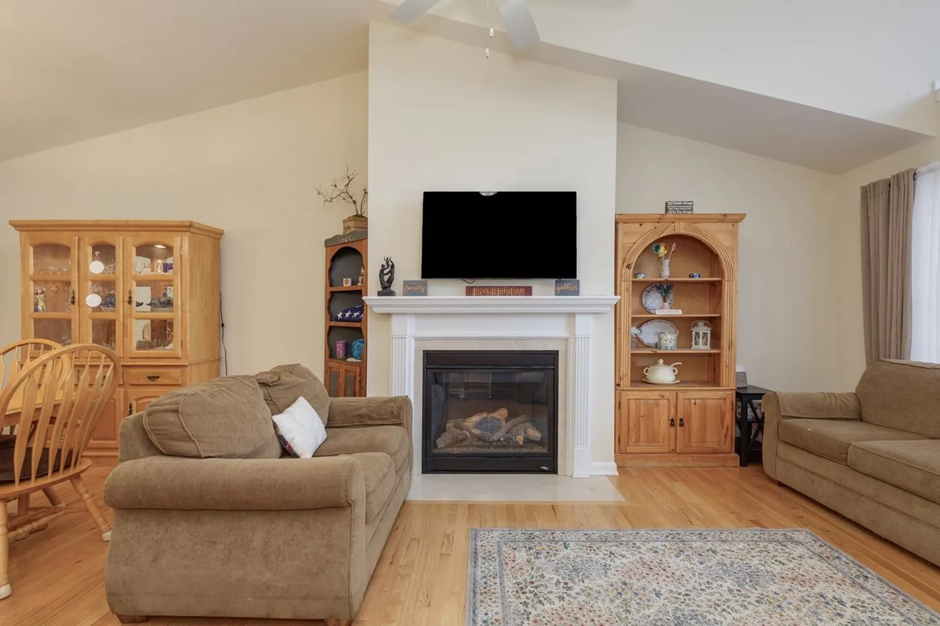 2A Taunton Lane Hudson NH 03051