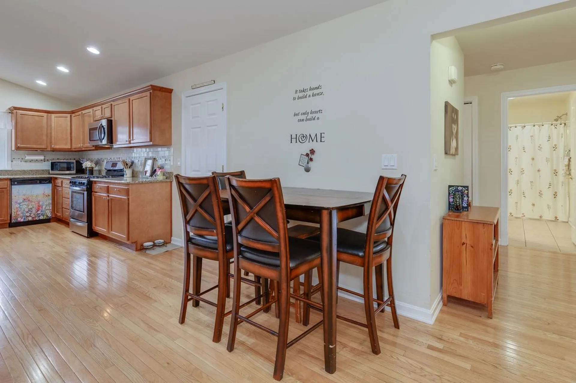 2A Taunton Lane Hudson NH 03051