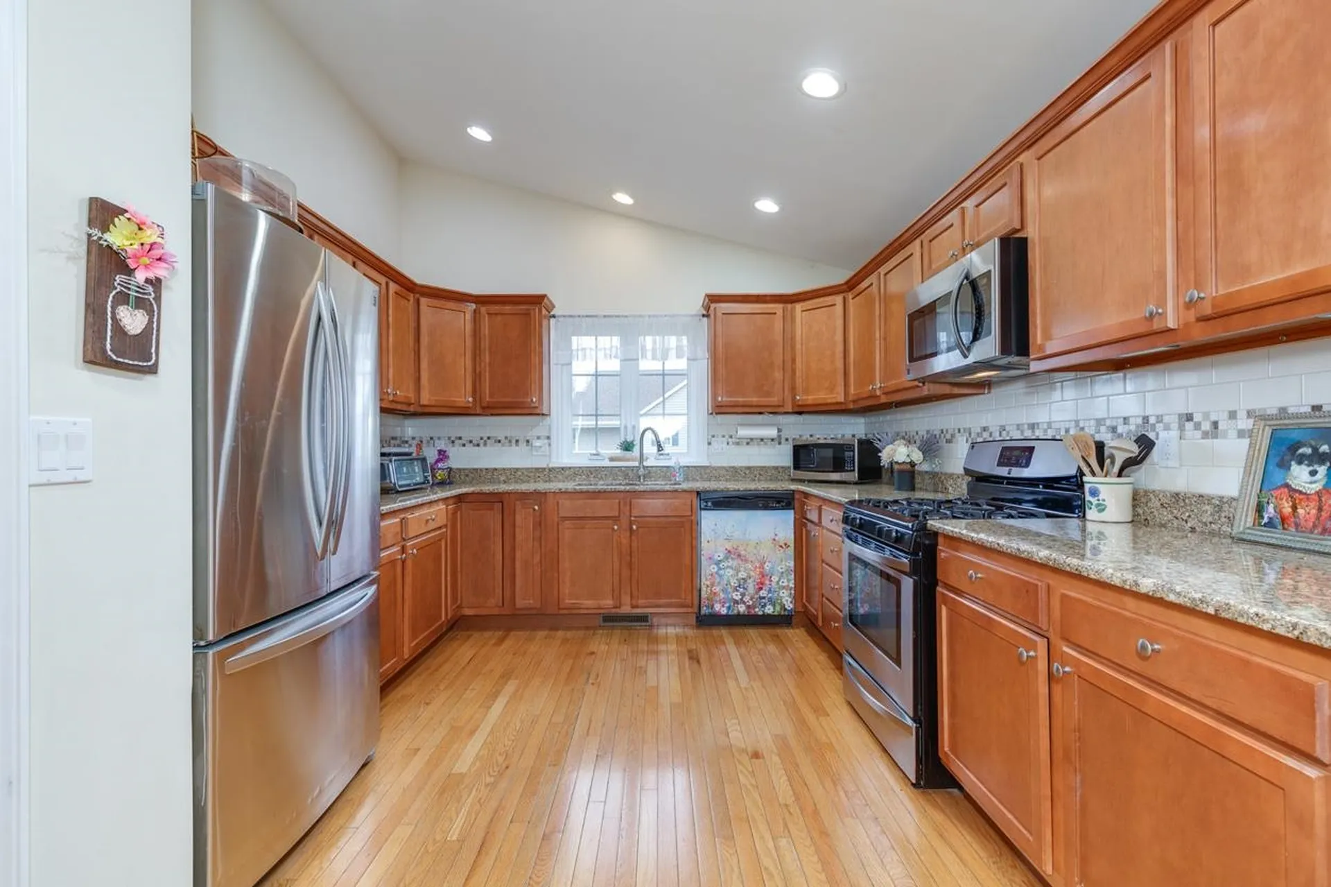 2A Taunton Lane Hudson NH 03051