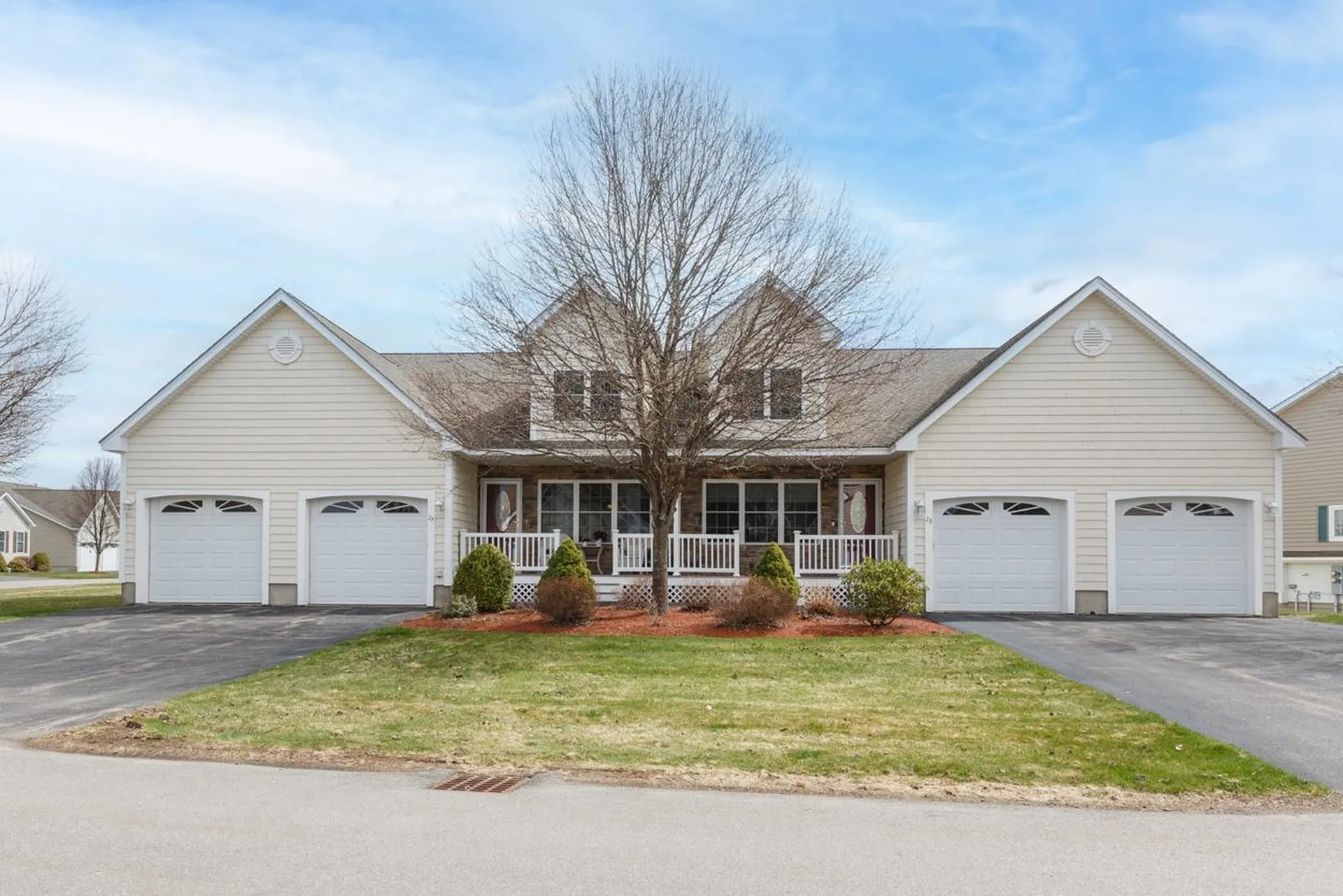 2A Taunton Lane Hudson NH 03051