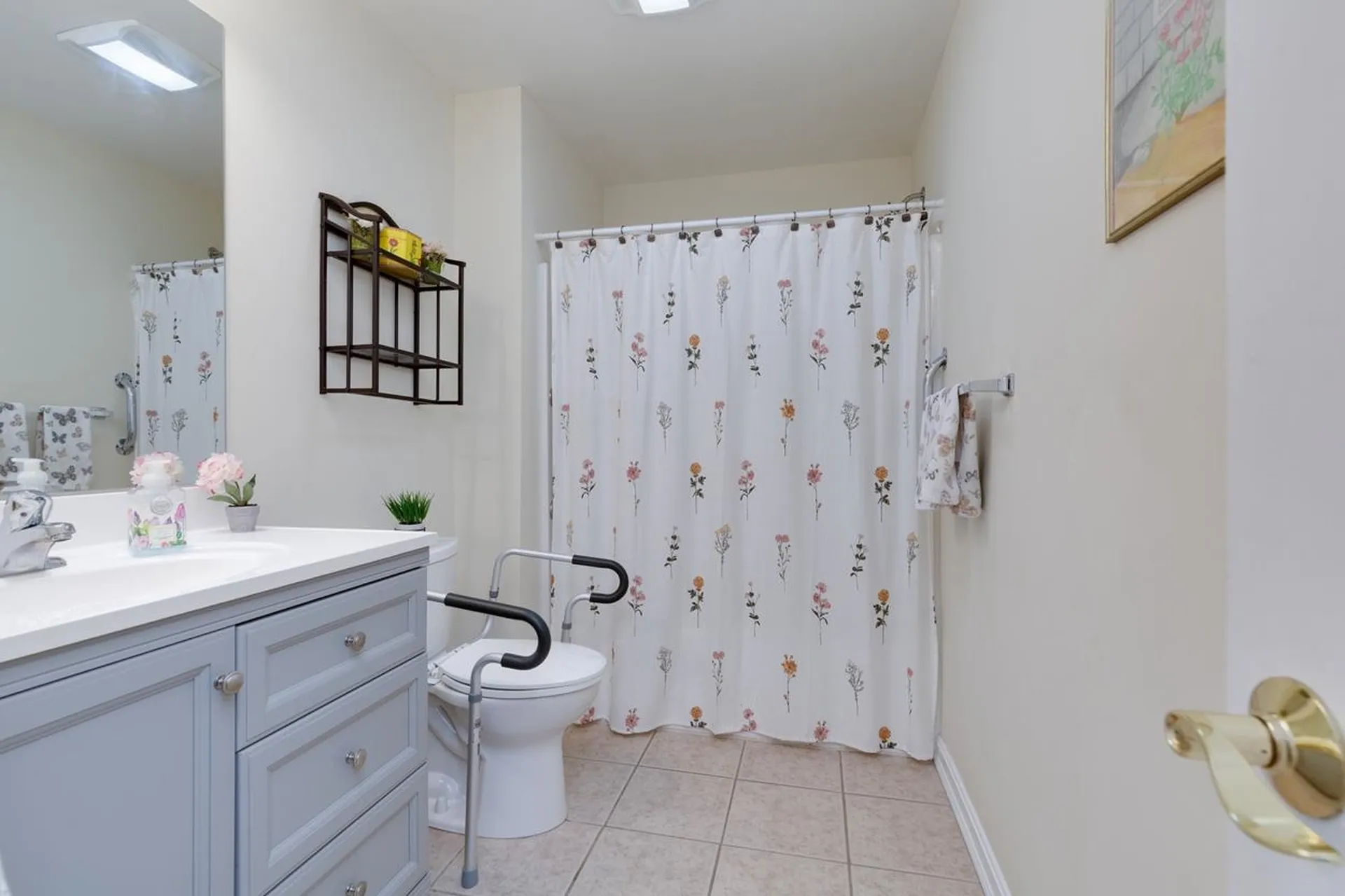 2A Taunton Lane Hudson NH 03051