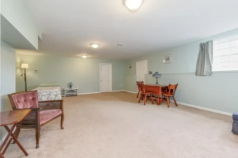 2A Taunton Lane Hudson NH 03051