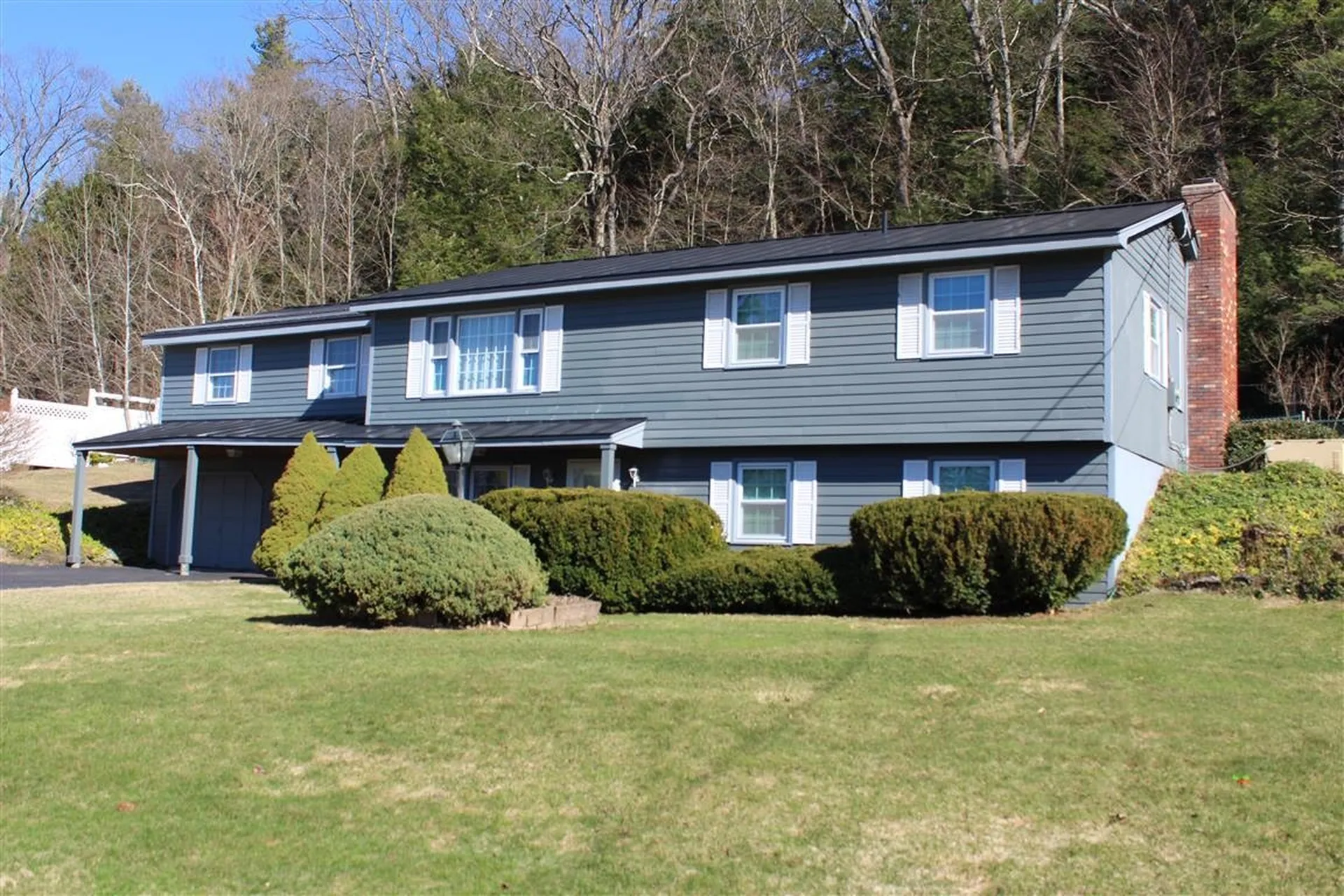 22 Jacqueline Avenue Claremont NH 03743