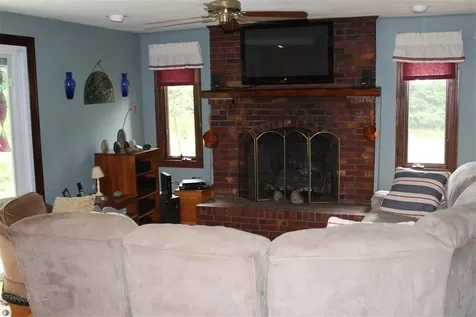 22 Jacqueline Avenue Claremont NH 03743