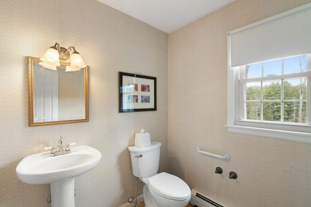143 Hillwinds Road Brattleboro VT 05301
