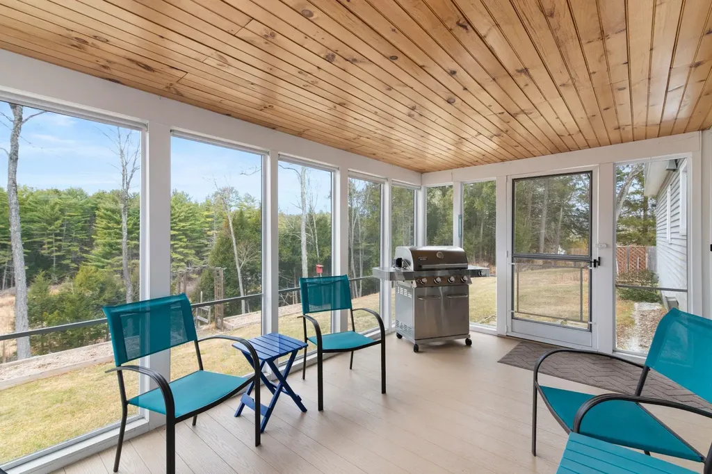 143 Hillwinds Road Brattleboro VT 05301