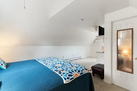143 Hillwinds Road Brattleboro VT 05301