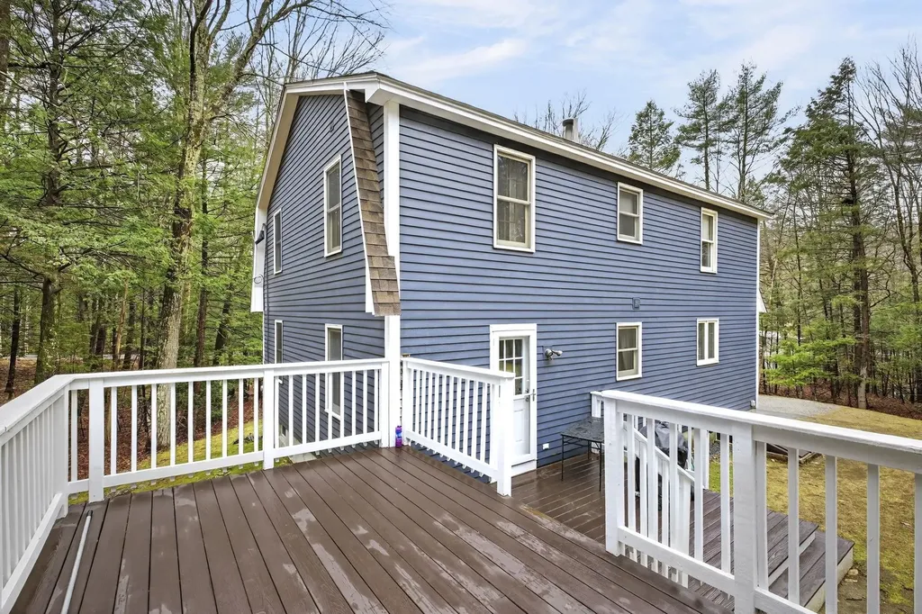 6 Fox Ridge Road Epping NH 03042