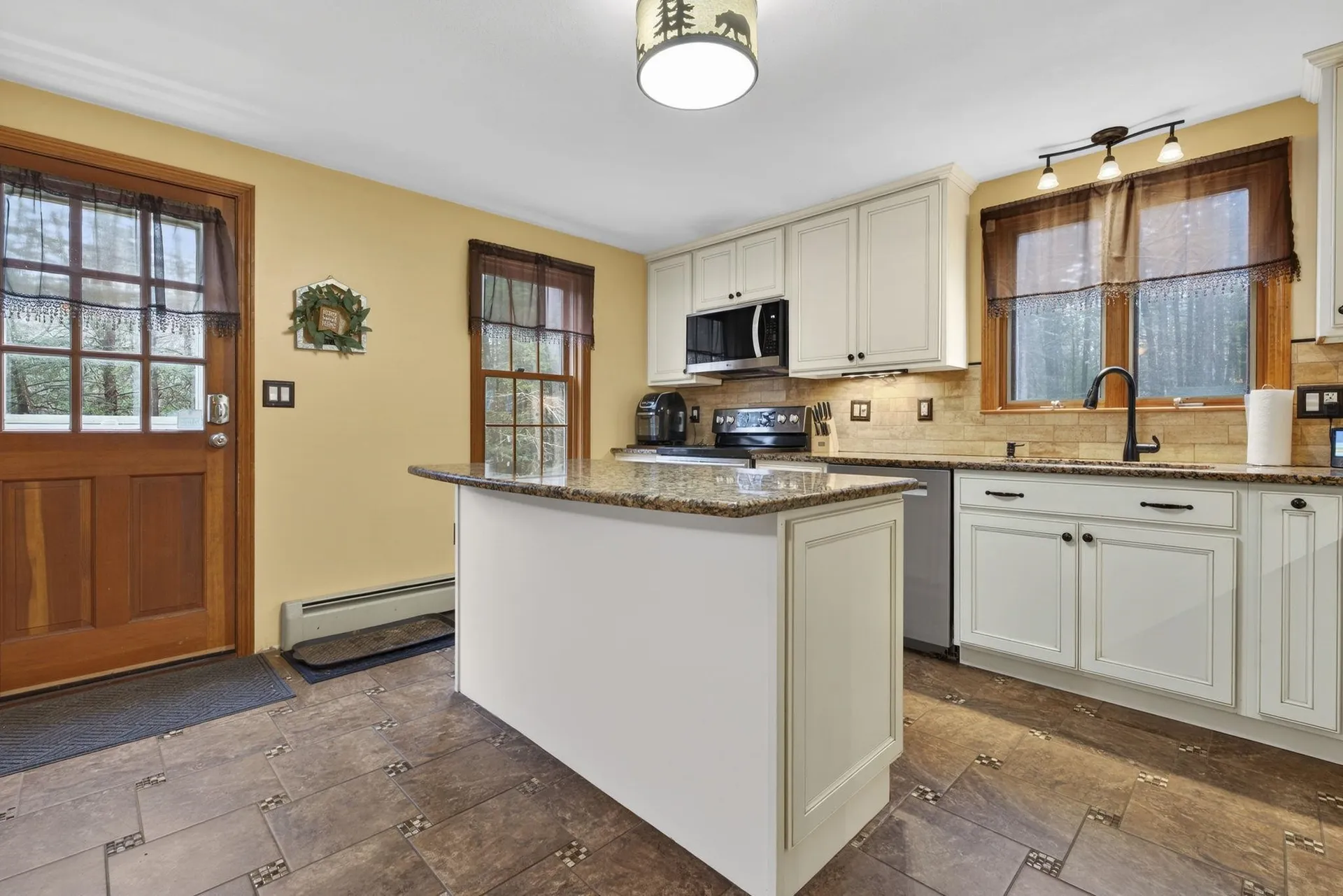 6 Fox Ridge Road Epping NH 03042