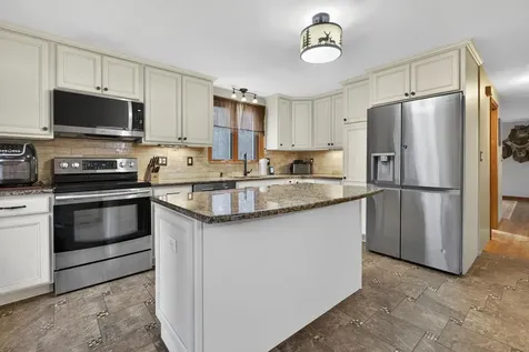 6 Fox Ridge Road Epping NH 03042