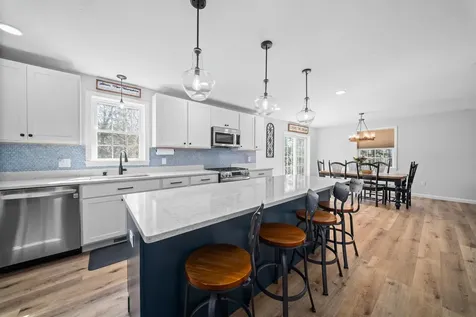 50 Ridge Road Alton NH 03809