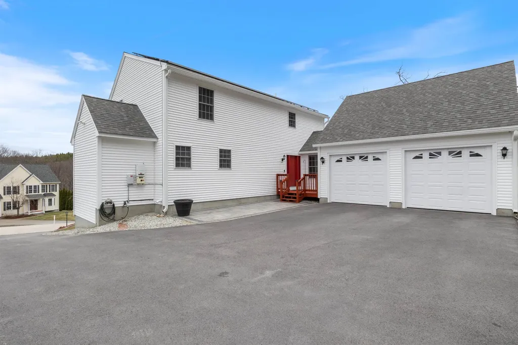 6 Lee An Drive Milford NH 03055