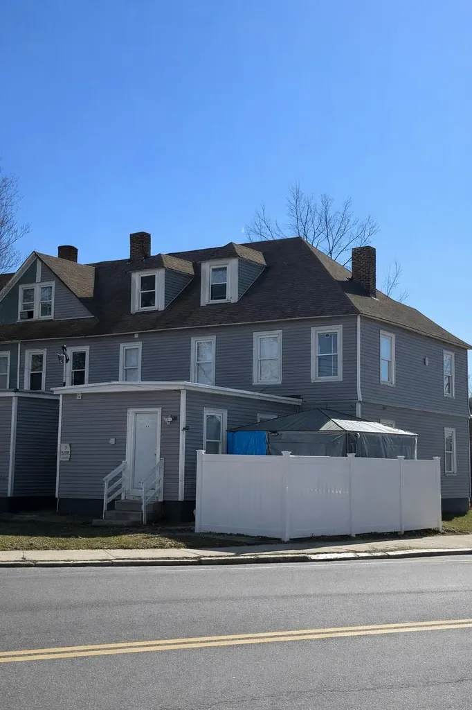 1 Amory Street Nashua NH 03060