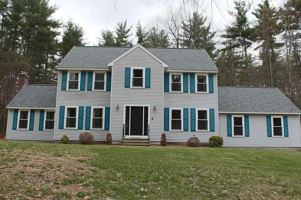 3 Norway Drive Brookline NH 03033