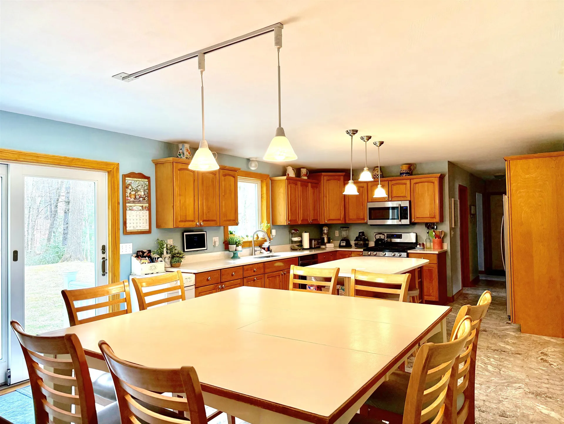 3 Norway Drive Brookline NH 03033
