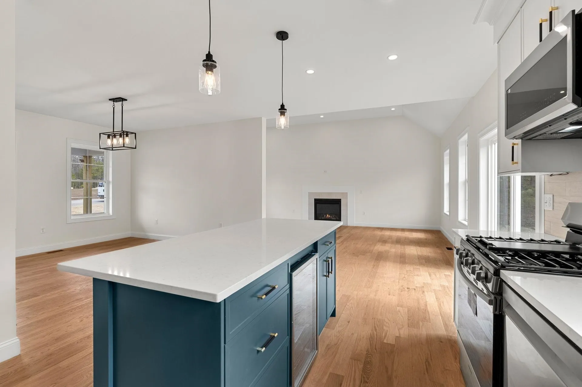 10 Blaisdell Court Raymond NH 03077