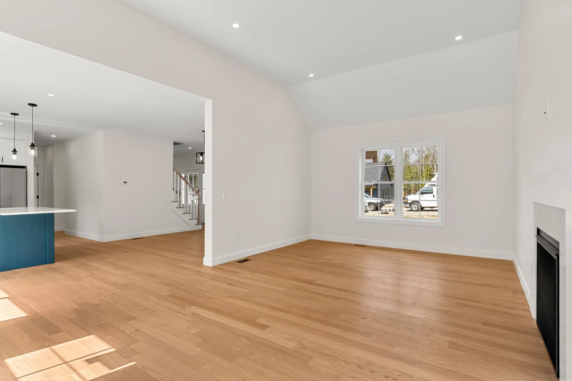 10 Blaisdell Court Raymond NH 03077