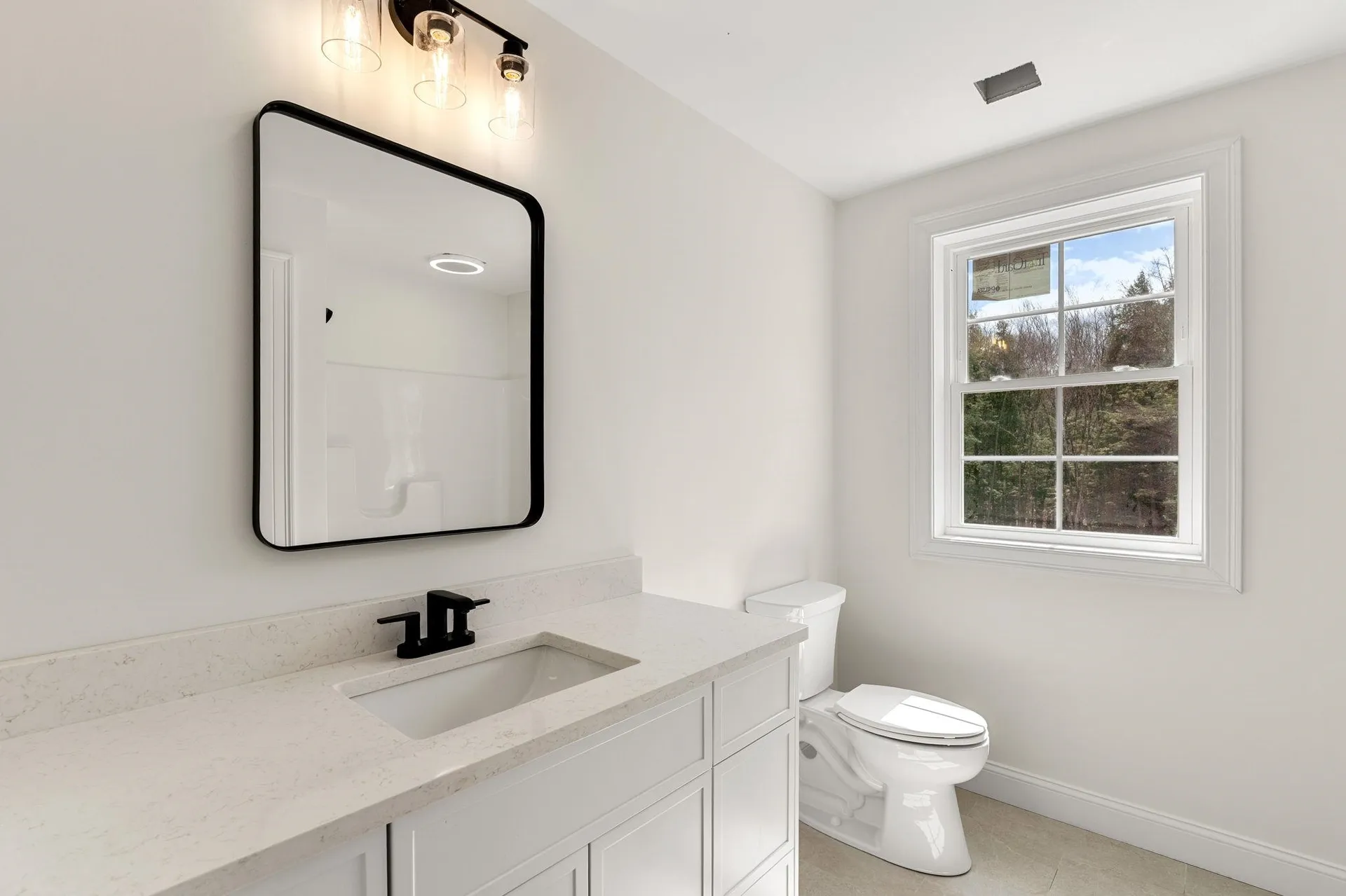 10 Blaisdell Court Raymond NH 03077