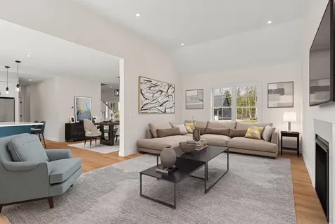 10 Blaisdell Court Raymond NH 03077