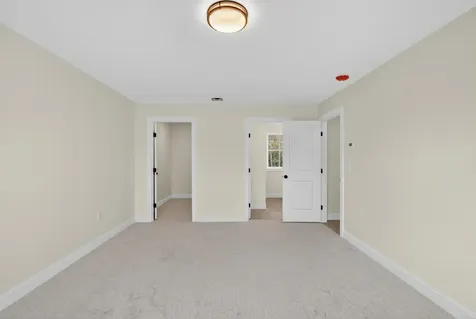 10 Blaisdell Court Raymond NH 03077