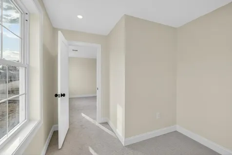10 Blaisdell Court Raymond NH 03077