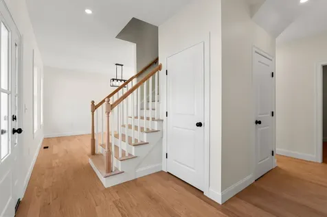 10 Blaisdell Court Raymond NH 03077