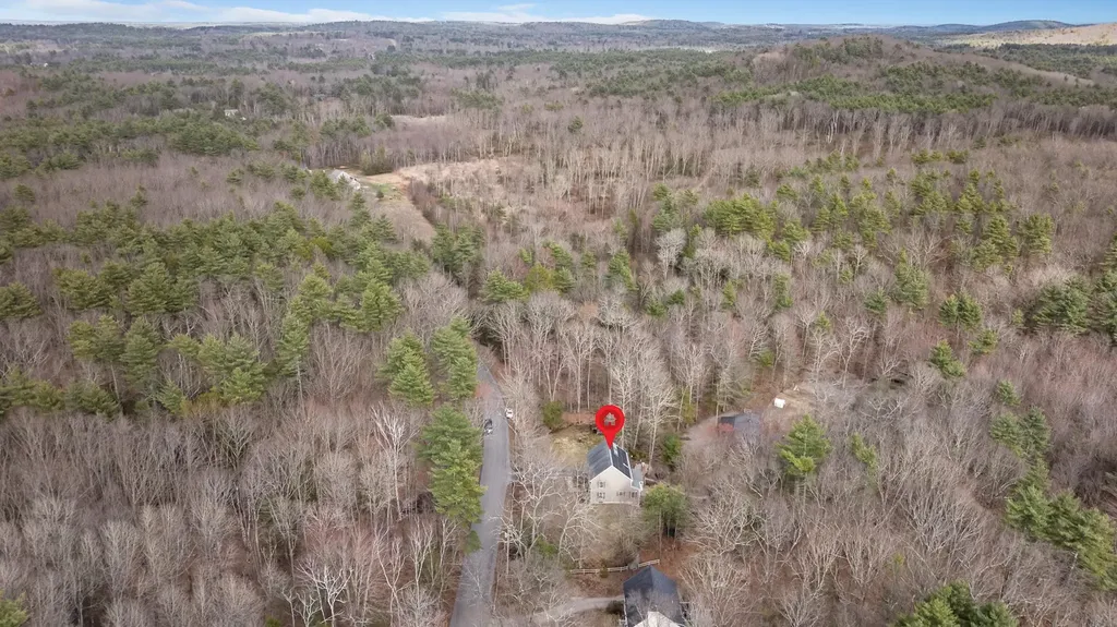 155 Chase Road South Hampton NH 03827