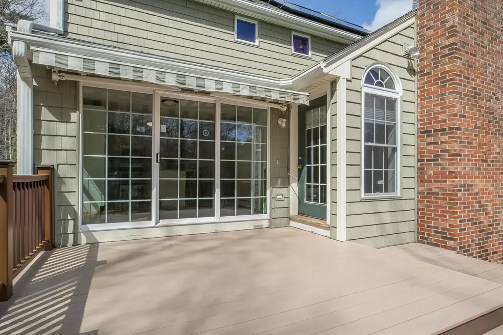 155 Chase Road South Hampton NH 03827