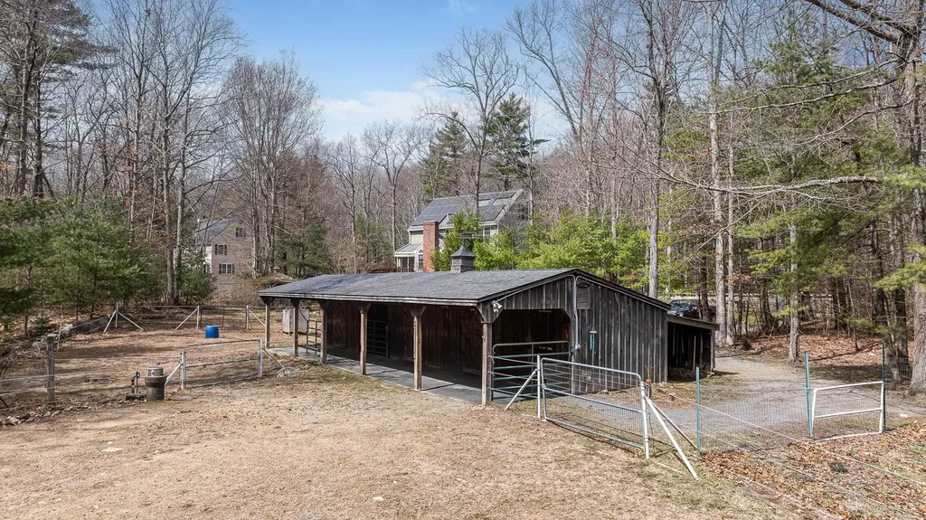 155 Chase Road South Hampton NH 03827