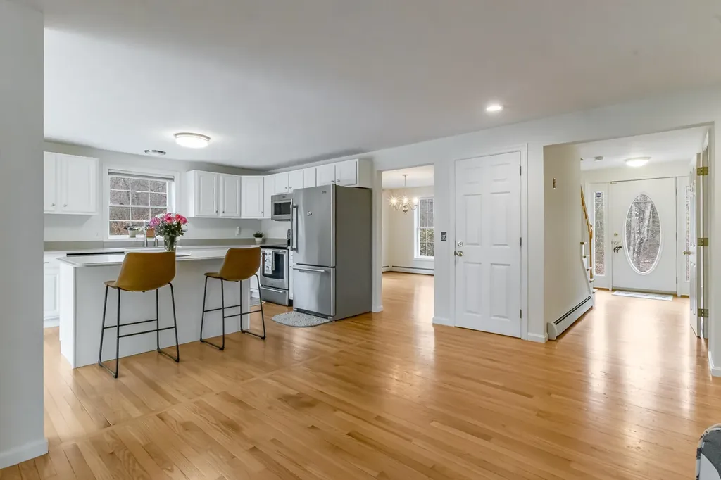 155 Chase Road South Hampton NH 03827