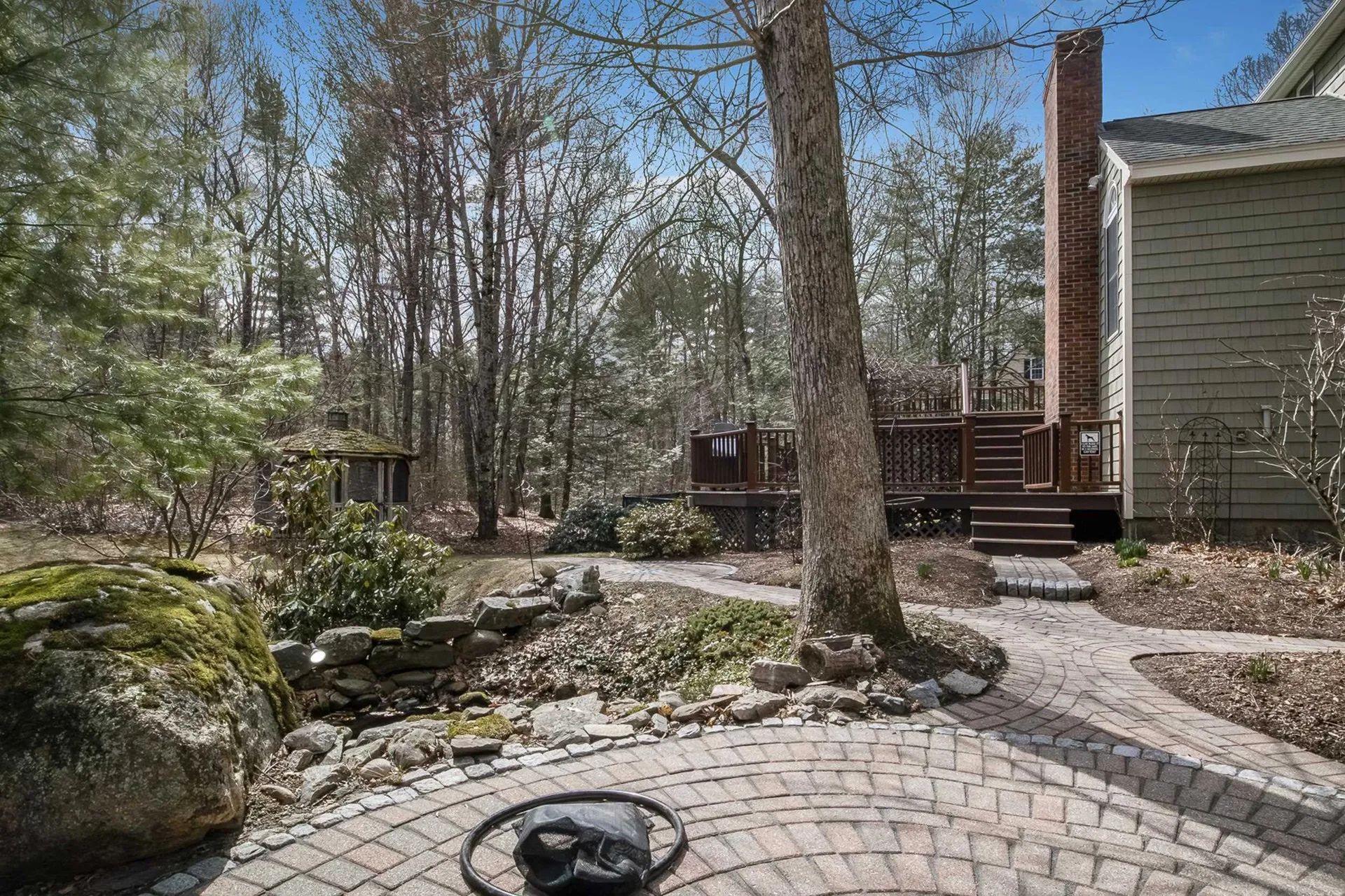 155 Chase Road South Hampton NH 03827