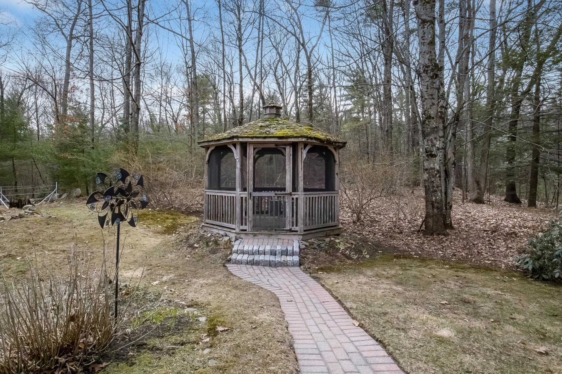 155 Chase Road South Hampton NH 03827