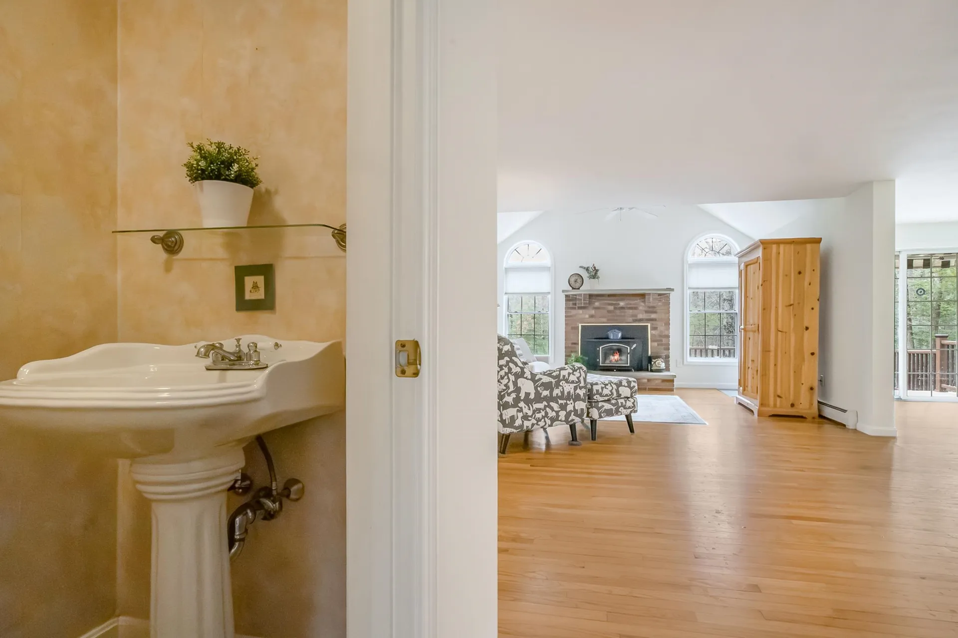 155 Chase Road South Hampton NH 03827