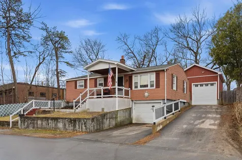 10 Saint Josephs Drive Nashua NH 03060