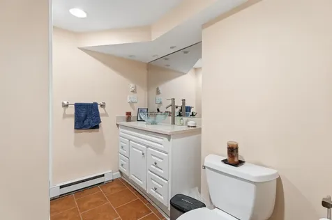 10 Saint Josephs Drive Nashua NH 03060