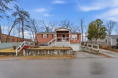 10 Saint Josephs Drive Nashua NH 03060