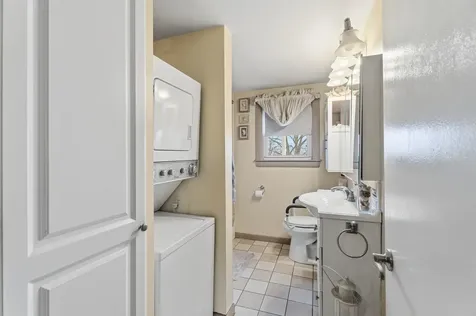10 Saint Josephs Drive Nashua NH 03060