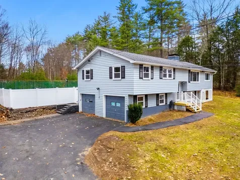51 Margate Drive Auburn NH 03032
