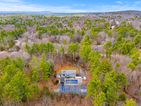 51 Margate Drive Auburn NH 03032