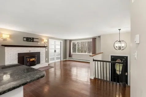 51 Margate Drive Auburn NH 03032