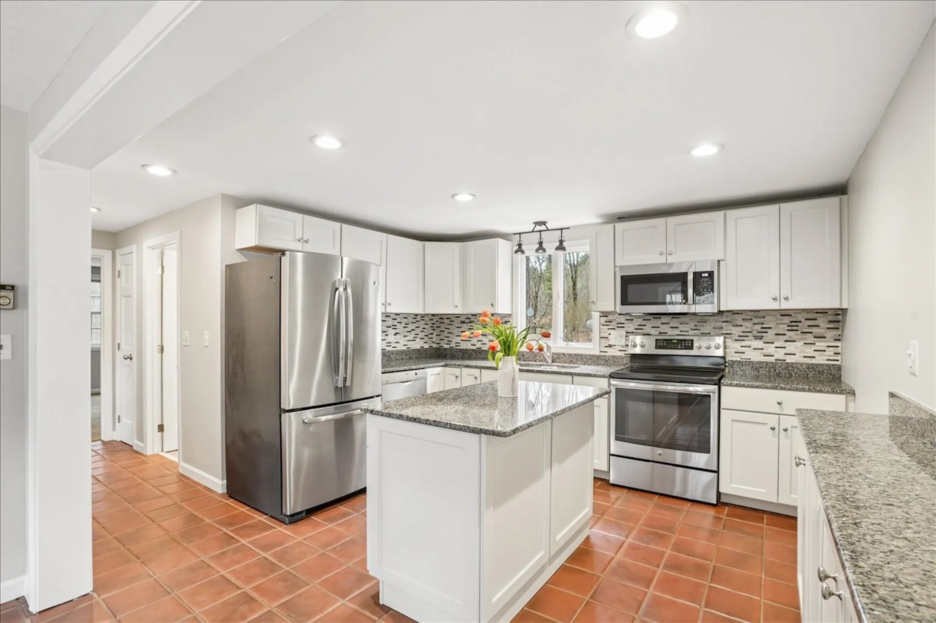 13 Karen Road Windham NH 03087