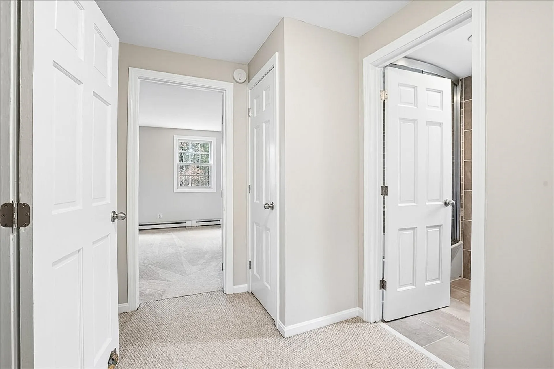 13 Karen Road Windham NH 03087