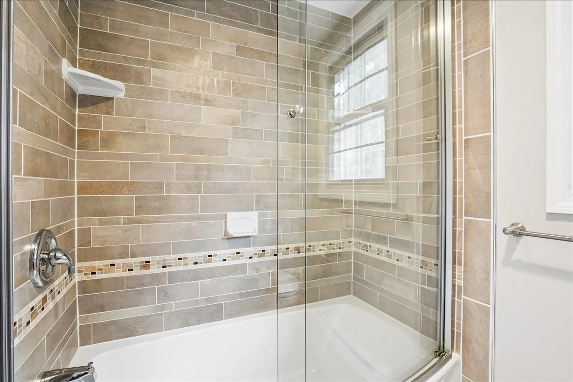 13 Karen Road Windham NH 03087