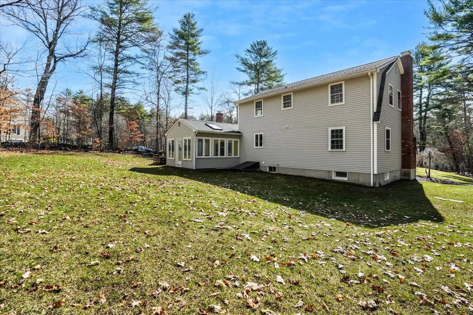 13 Karen Road Windham NH 03087