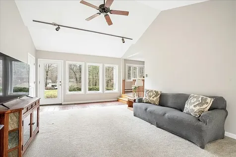 13 Karen Road Windham NH 03087