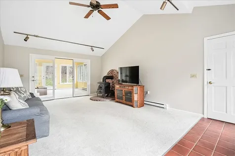 13 Karen Road Windham NH 03087