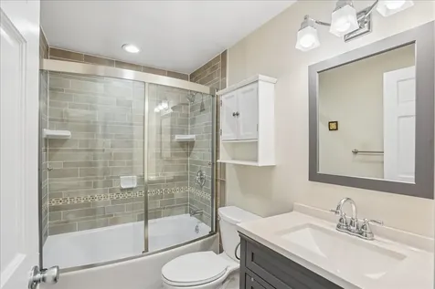 13 Karen Road Windham NH 03087
