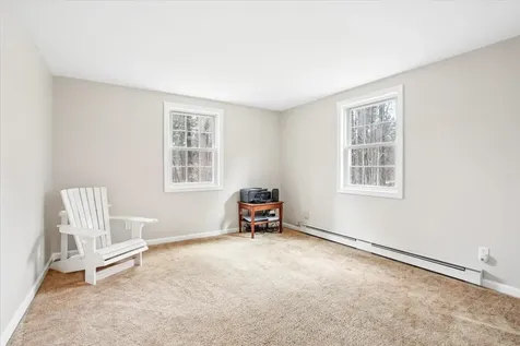 13 Karen Road Windham NH 03087