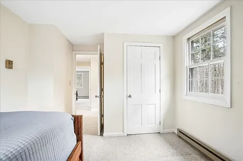 13 Karen Road Windham NH 03087